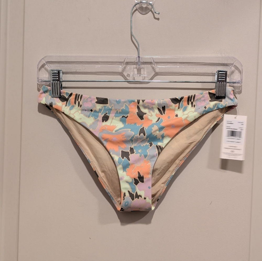 RVCA Pastel Floral Low Rise Bikini Bottoms in Mint, Peach & Light Blue XS